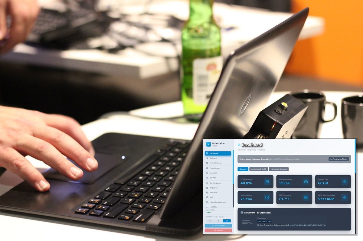 Produktkomposition: reale Hardware mit echter SetupHelfer-Dashboard-Ansicht